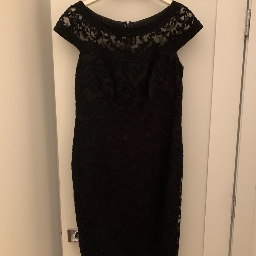 Tadashi Shoji lace cocktail dress